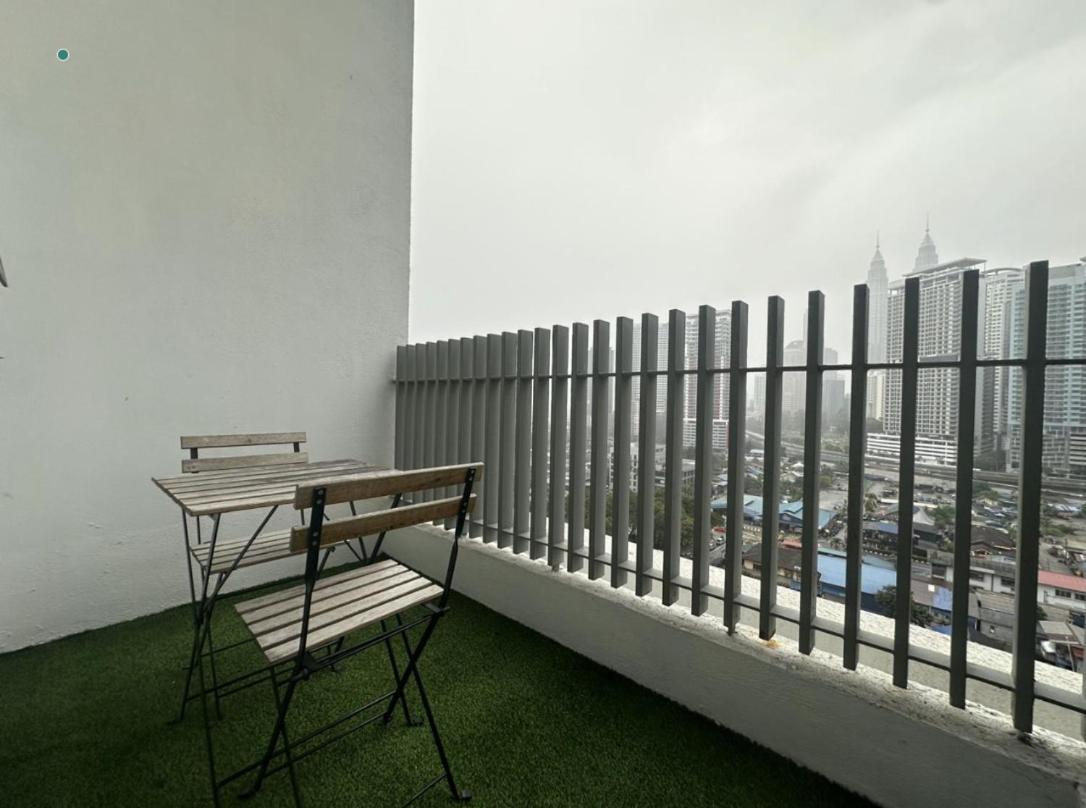 Ferienwohnung Greystone Colony Klcc Kuala Lumpur Exterior foto